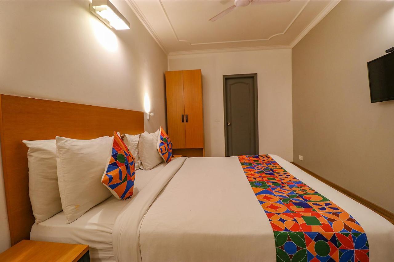 FabHotel Lord Inn Neu-Delhi Exterior foto