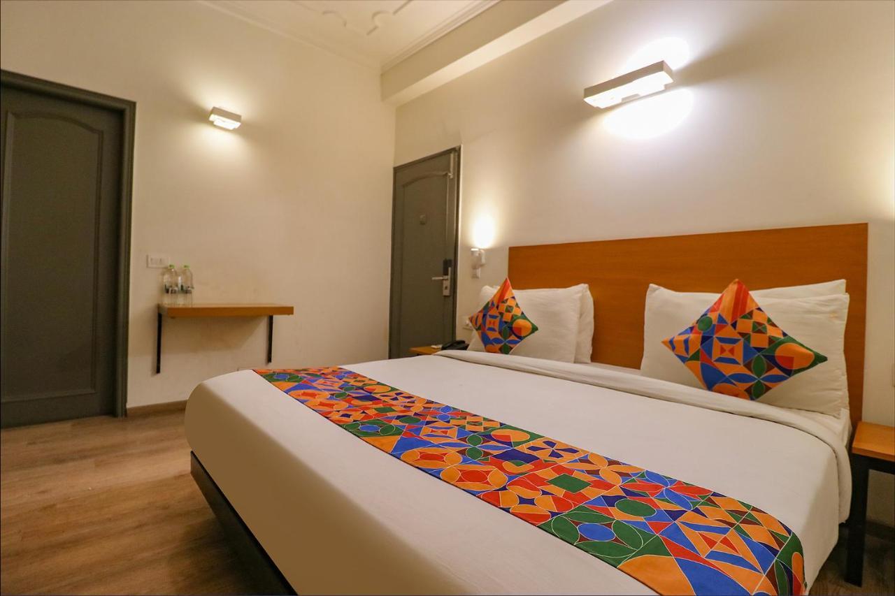 FabHotel Lord Inn Neu-Delhi Exterior foto