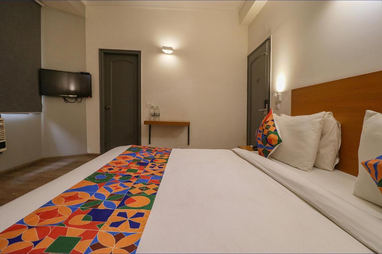 FabHotel Lord Inn Neu-Delhi Exterior foto