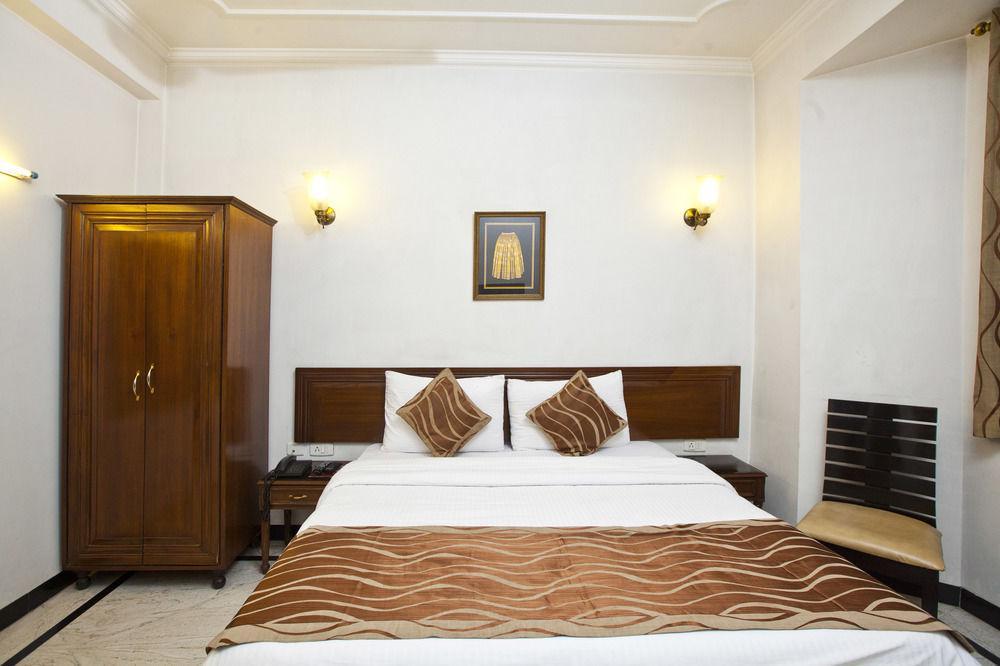 FabHotel Lord Inn Neu-Delhi Exterior foto